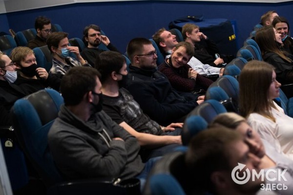 Про хипстеров, мэрию и революцию. Омские режиссёры сняли комедию абсурда