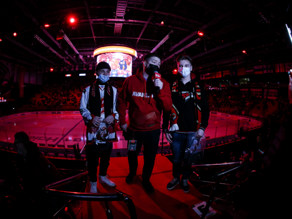 Толчинский приносит победу в овертайме! «Авангард» сравнял счёт в серии с «Магниткой»
Толчинский приносит победу в овертайме! «Авангард» сравнял счёт в серии с «Магниткой»