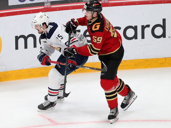 Хет-трик Найта выводит вперёд в серии! «Авангард» всухую победил «Магнитку» в пятом матче
Хет-трик Найта выводит вперёд в серии! «Авангард» всухую победил «Магнитку» в пятом матче