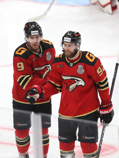 
        Прошли первый раунд плей-офф! «Авангард» победил «Автомобилист» в пятом матче серии
      