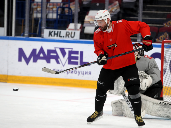 
        Бороться и проявлять характер | Алексей Емелин и Павел Дедунов перед третьей игрой серии с «Металлургом» (ВИДЕО+ФОТО)
      