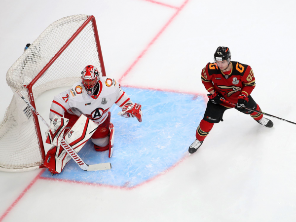 
        ПОДСЛУШАНО: старт плей-офф «Авангарда» | первый матч серии с «Автомобилистом» (ВИДЕО)
      