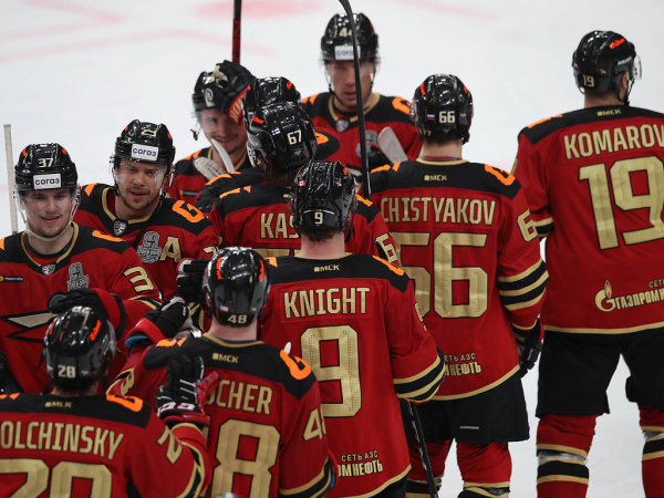 Толчинский приносит победу в овертайме! «Авангард» сравнял счёт в серии с «Магниткой»
Толчинский приносит победу в овертайме! «Авангард» сравнял счёт в серии с «Магниткой»