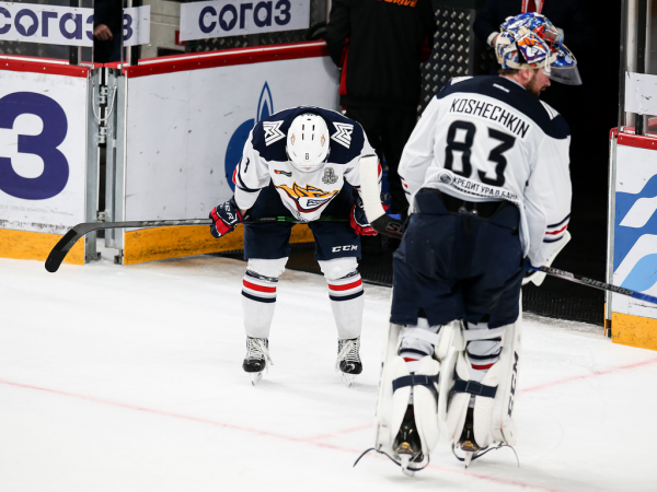 «После таких овертаймов на два года стареешь». Хартли, Шарипзянов и Толчинский после 2 матча 1/2 финала (ВИДЕО)
«После таких овертаймов на два года стареешь». Хартли, Шарипзянов и Толчинский после 2 матча 1/2 финала (ВИДЕО)