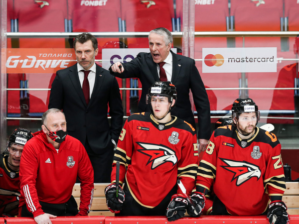 «После таких овертаймов на два года стареешь». Хартли, Шарипзянов и Толчинский после 2 матча 1/2 финала (ВИДЕО)
«После таких овертаймов на два года стареешь». Хартли, Шарипзянов и Толчинский после 2 матча 1/2 финала (ВИДЕО)