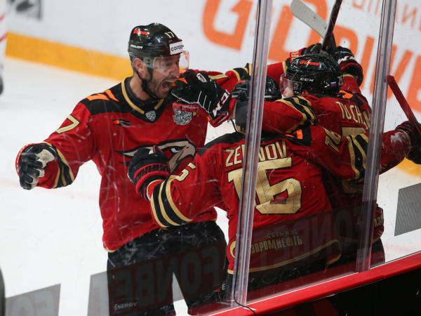 
        ПОДСЛУШАНО: старт плей-офф «Авангарда» | первый матч серии с «Автомобилистом» (ВИДЕО)
      