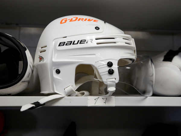 
        Ковальчук решает во втором овертайме! «Авангард» победил «Автомобилист» в четвёртом матче серии
      