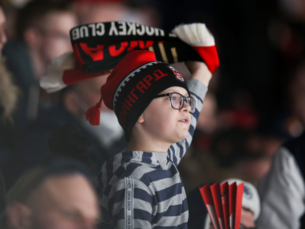 Толчинский приносит победу в овертайме! «Авангард» сравнял счёт в серии с «Магниткой»
Толчинский приносит победу в овертайме! «Авангард» сравнял счёт в серии с «Магниткой»