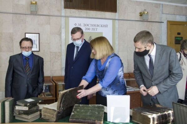 «Омское пространство Достоевского». К 200-летию писателя издан альбом