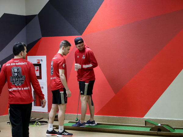 
        ПОДСЛУШАНО: старт плей-офф «Авангарда» | первый матч серии с «Автомобилистом» (ВИДЕО)
      