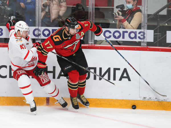 
        ПОДСЛУШАНО: старт плей-офф «Авангарда» | первый матч серии с «Автомобилистом» (ВИДЕО)
      