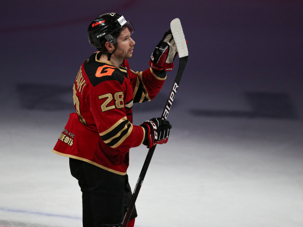 
        ПОДСЛУШАНО: старт плей-офф «Авангарда» | первый матч серии с «Автомобилистом» (ВИДЕО)
      