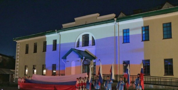 В центре Омска устроили мэппинг-шоу В центре Омска устроили мэппинг-шоу