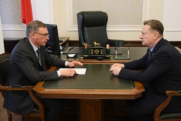 
									Бурков потребовал разобраться с «сахарными» спекулянтами в Омской области 