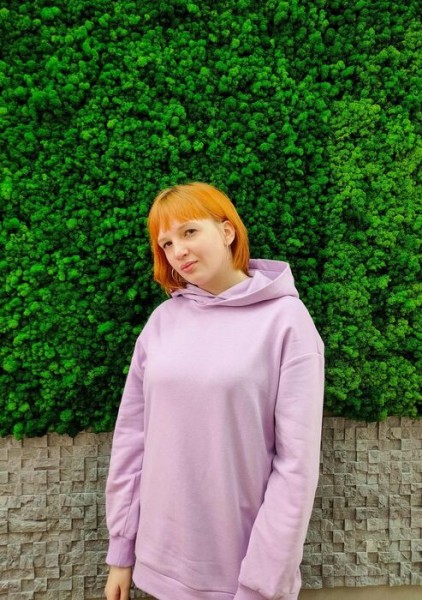 "Никакого отличия от своих коллег-мужчин я не чувствую", - Виктория Заборских о женщинах в поэзии