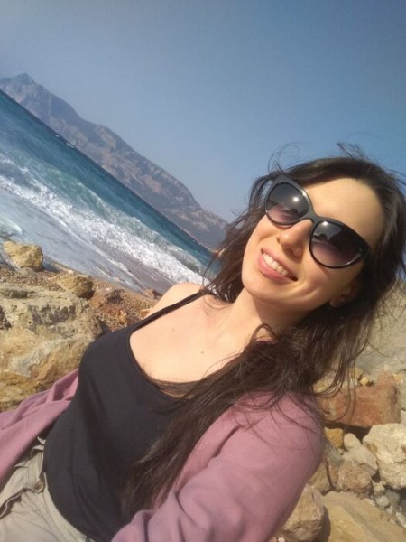 Певчая птица Марина Сиринн о поэзии, героизме и секс-индустрии Певчая птица Марина Сиринн о поэзии, героизме и секс-индустрии