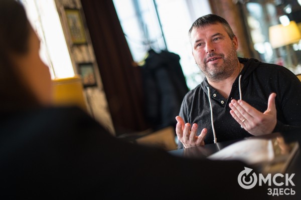 "Я чувствую себя усыновлённым россиянином": американец, переехавший в Омск