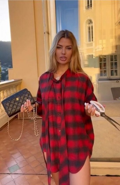 Макар Телятин: «Так, может быть, и мне сегодня до булочной на такси прошвырнуться?» Макар Телятин: «Так, может быть, и мне сегодня до булочной на такси прошвырнуться?»