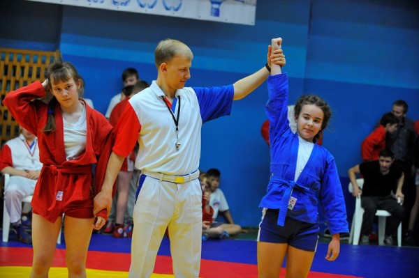 
									В Омске пройдет турнир по самбо памяти Александра и Никиты Петровых 