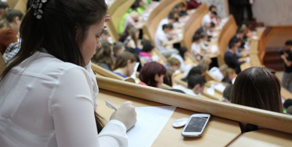 Приёмная кампания - 2022. Особенности обучения в ведущих вузах Омска Приёмная кампания - 2022. Особенности обучения в ведущих вузах Омска