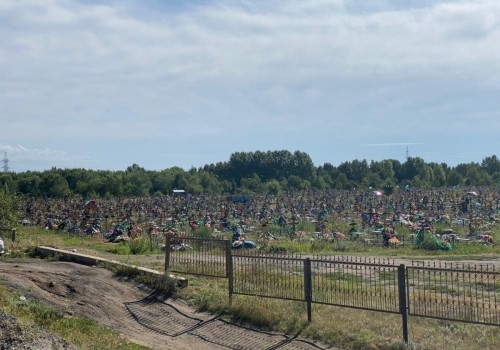 На Радоницу омичи будут, как призраки, бродить по Ново-Южному кладбищу?