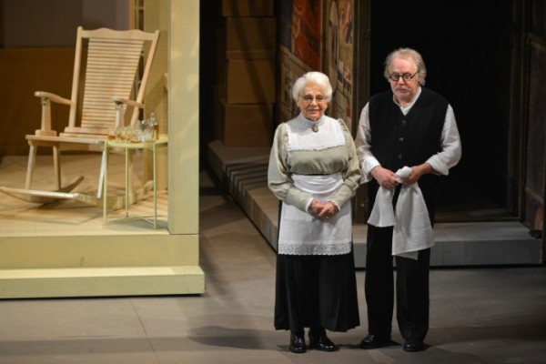 
									Почему старикам не место в обществе потребления? 