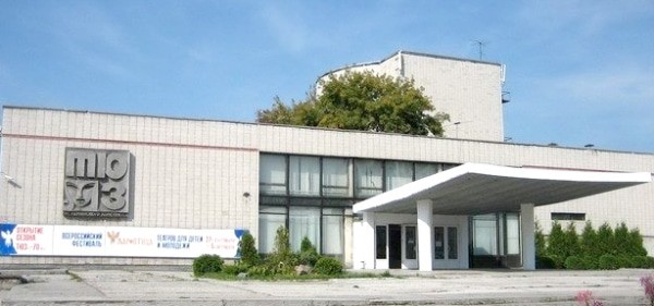 На ремонт омского ТЮЗа дополнительно направят почти 110 млн