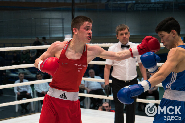 Омские боксёры отличились на турнире Тищенко