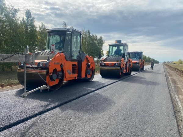 В Омской области отремонтируют дороги на полмиллиарда
В Омской области отремонтируют дороги на полмиллиарда