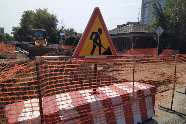 На Левобережье Омска на пять месяцев перекроют улицу  
									На Левобережье Омска на пять месяцев перекроют улицу