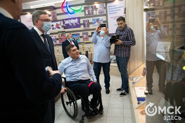 Создавать свою историю. В Омске открылся музей паралимпийской славы