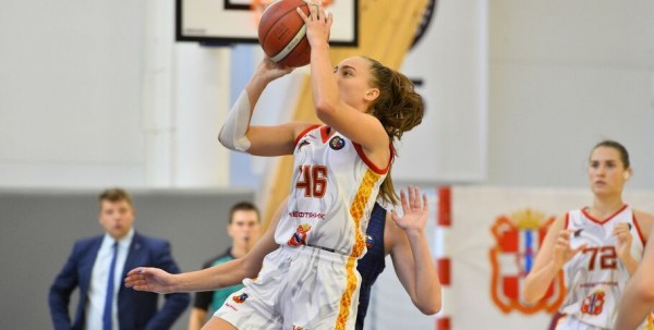 "Нефтяник" выиграл стартовую полуфинальную игру плей-офф Суперлиги