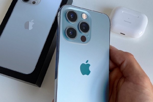 Параллельный экспорт вернет в Россию 200 брендов
Параллельный экспорт вернет в Россию 200 брендов