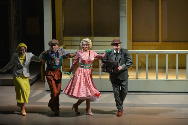 
									Почему старикам не место в обществе потребления? 