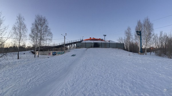 
									Что делать с омскими «заброшками», которые всех бесят?   [ФОТО]  