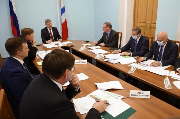 Омский губернатор предложил отменить маркировку продуктов
Омский губернатор предложил отменить маркировку продуктов