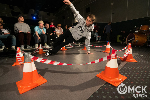 "В танце ты свободно выражаешь себя". Интервью с организаторами BREAK THE KING