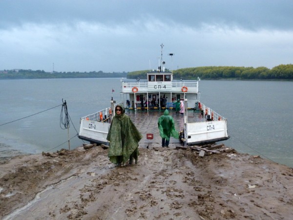 
									В Омской области открывают паромные переправы  