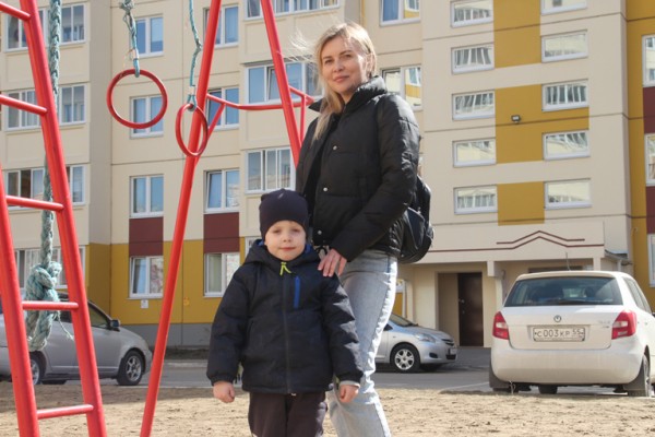 
									Жизнь в омских новостройках: школьники из «Амура-2» передают большой привет   [ФОТО]  