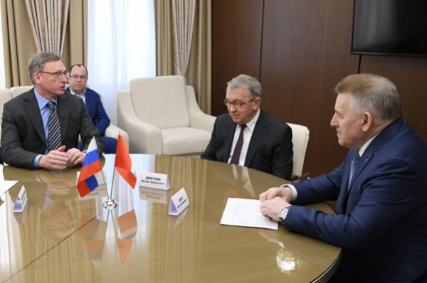 
									Бурков предложил давать отсрочку молодым работникам военных заводов 