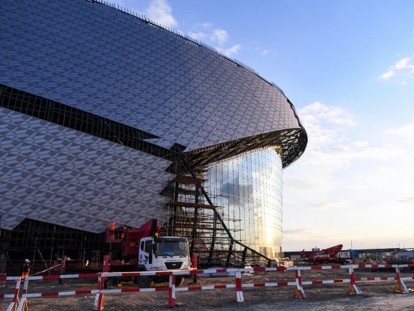 
									Готовность – 74%: полпред по СФО Серышев посетил «Арену Омск»   [ФОТО]  