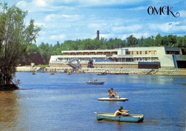 
									От невольничьего рынка до «Диснейленда»: что будет с омским парком «Зеленый остров»?    [ФОТО]  