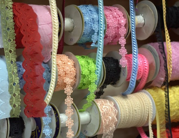 Новая не по карману: омичи массово ремонтируют одежду и обувь
Новая не по карману: омичи массово ремонтируют одежду и обувь