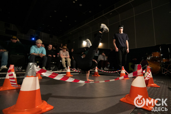 "В танце ты свободно выражаешь себя". Интервью с организаторами BREAK THE KING