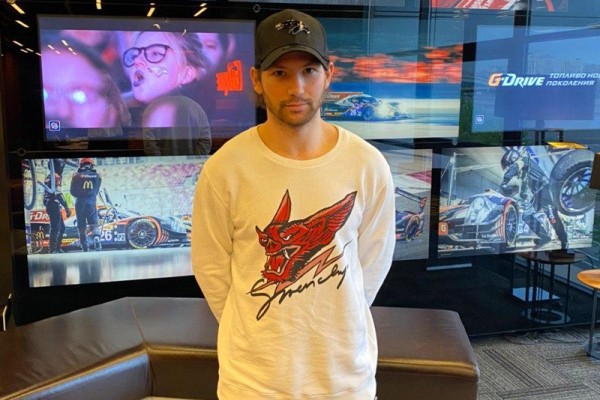 
									СМИ: Толчинский не хочет переезжать в Омск, поэтому может уйти из «Авангарда» 