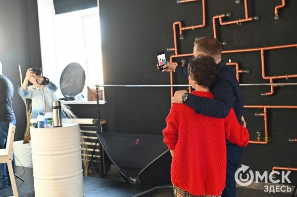 Улыбнуться жизни и всему миру: в Омске готовят необычную выставку Улыбнуться жизни и всему миру: в Омске готовят необычную выставку