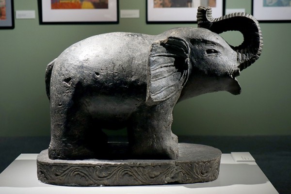 
									Омичей зовут в «Страну Изумрудного Будды» 