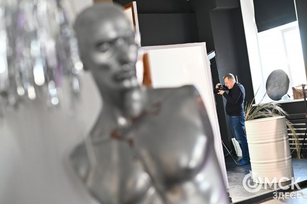 Улыбнуться жизни и всему миру: в Омске готовят необычную выставку Улыбнуться жизни и всему миру: в Омске готовят необычную выставку