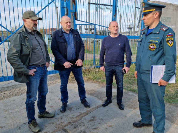 
									После пожаров в Омск прилетел замглавы Минприроды РФ   [ФОТО]  