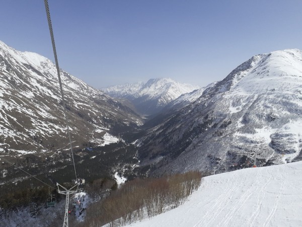 
									Копить или кутить: как выгодно провести майские праздники? 